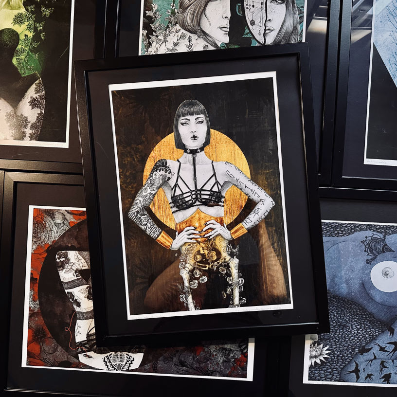 ilustración black pride deep gold